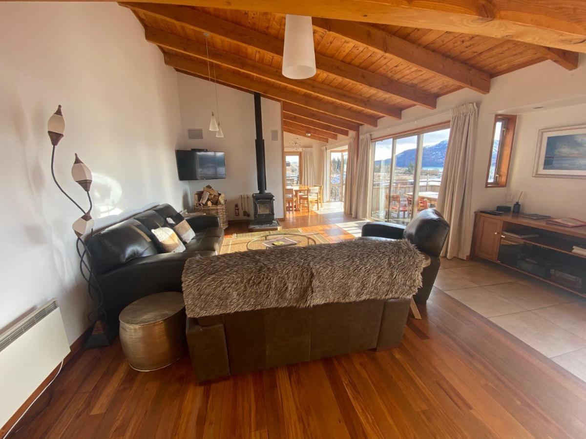 Glacier Rock Lakeview House Lake Tekapo Exterior foto